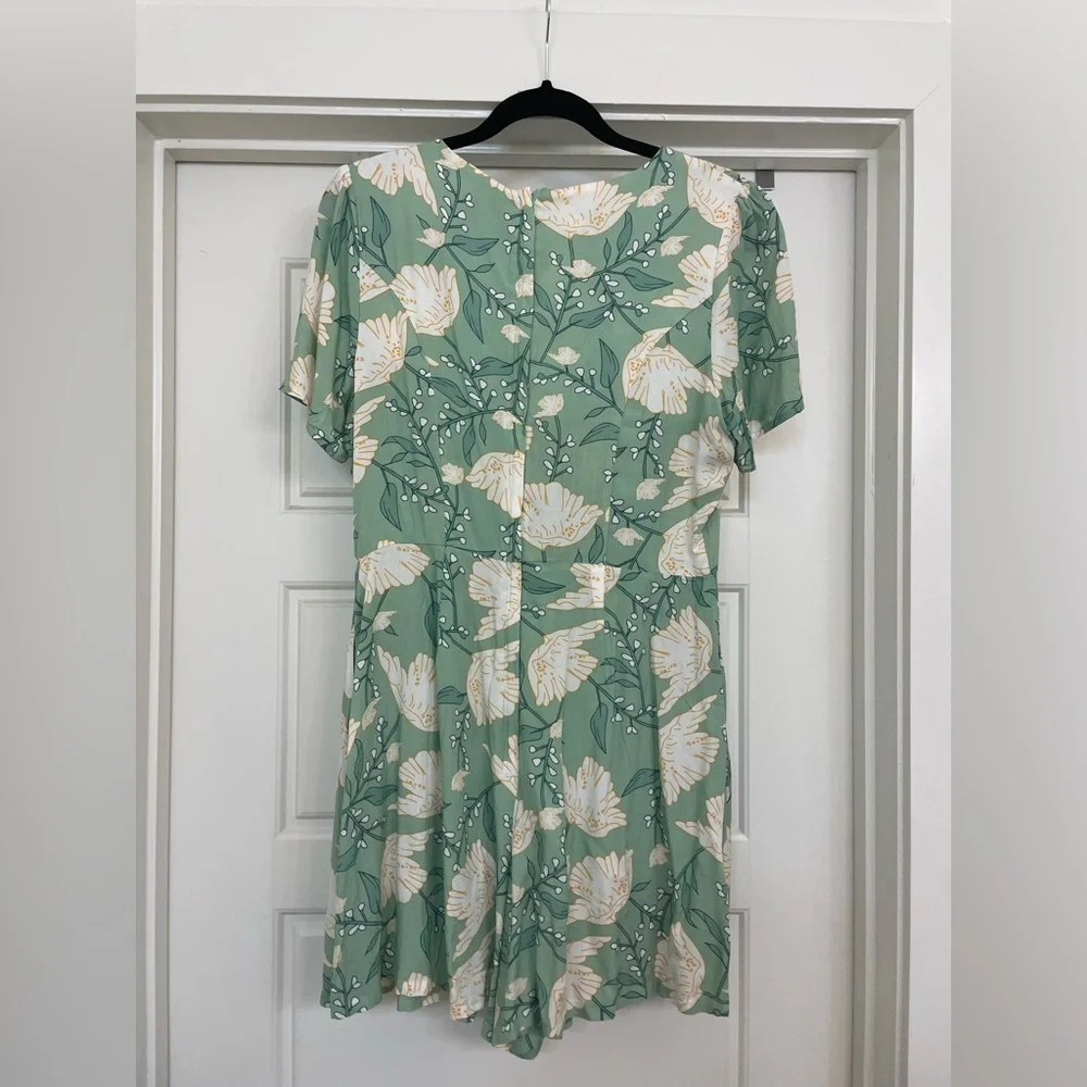 ModCloth romper - Picture 3 of 3